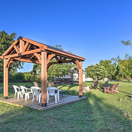 House On Cattle Farm Central To Temple And Waco Lorena Exterior photo