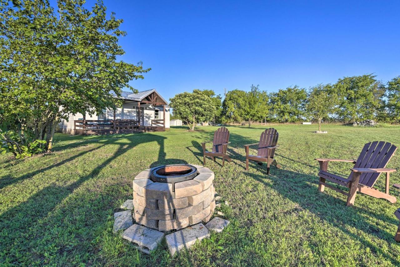House On Cattle Farm Central To Temple And Waco Lorena Exterior photo