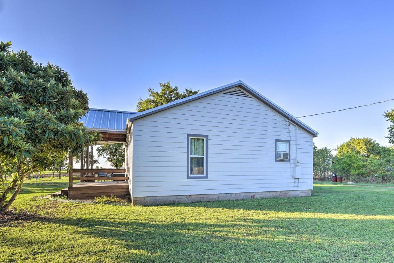 House On Cattle Farm Central To Temple And Waco Lorena Exterior photo